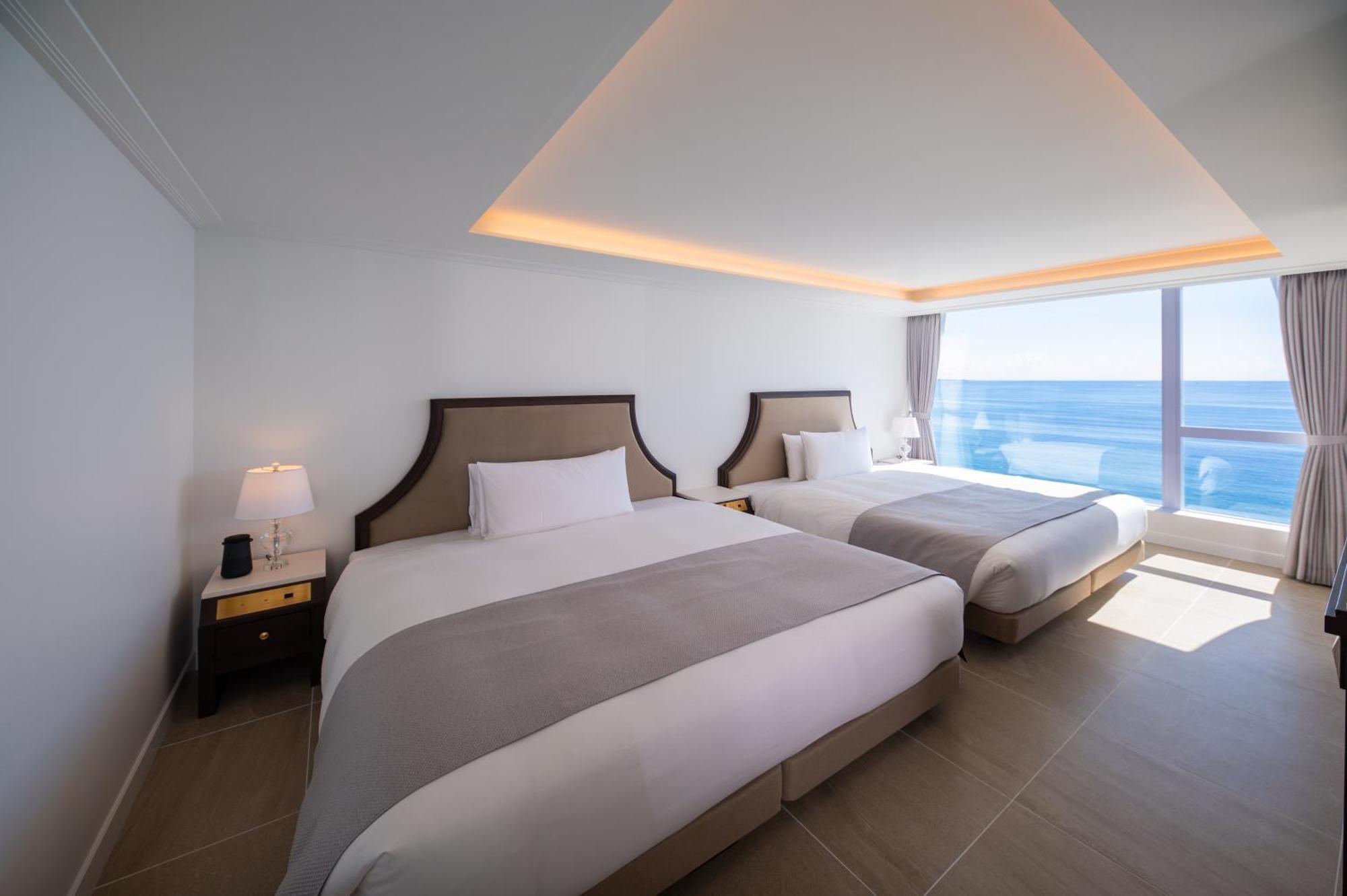 Hayama Hotel Otowa No Mori Йокосука Екстериор снимка