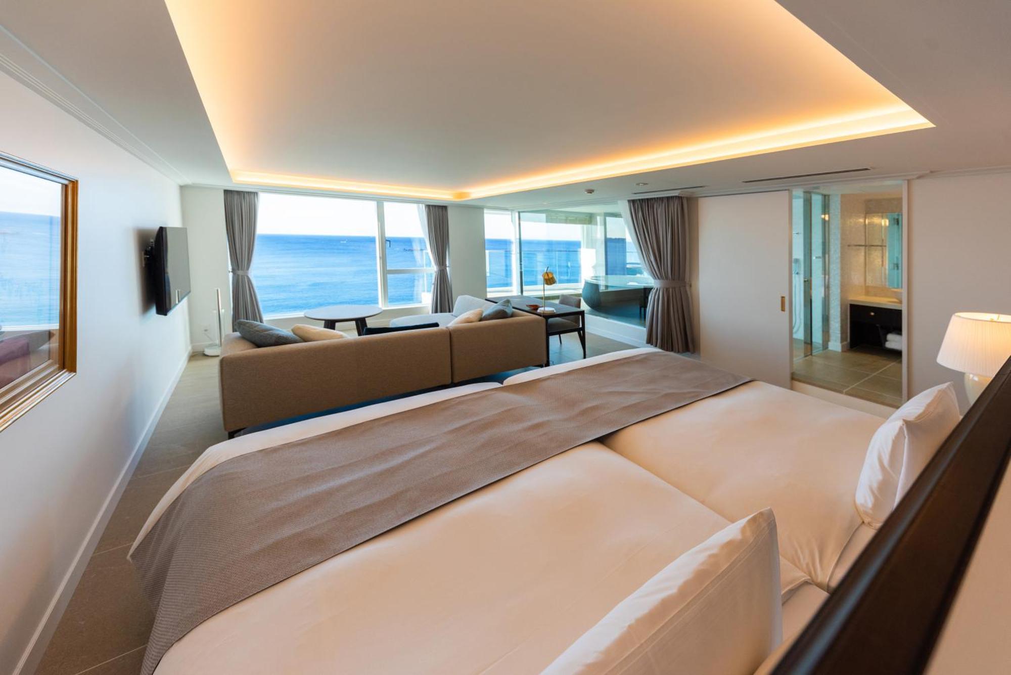 Hayama Hotel Otowa No Mori Йокосука Екстериор снимка